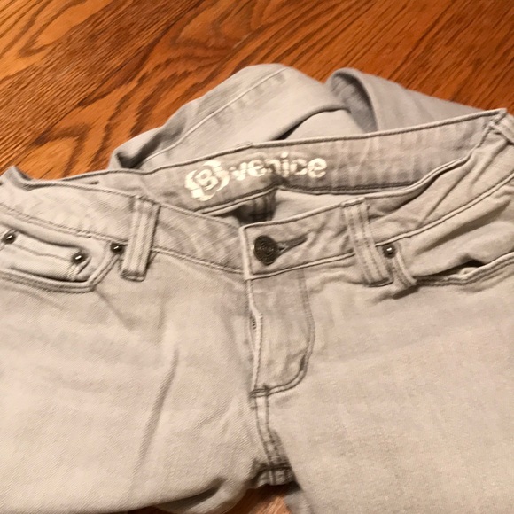 Jeans - Picture 3 of 3